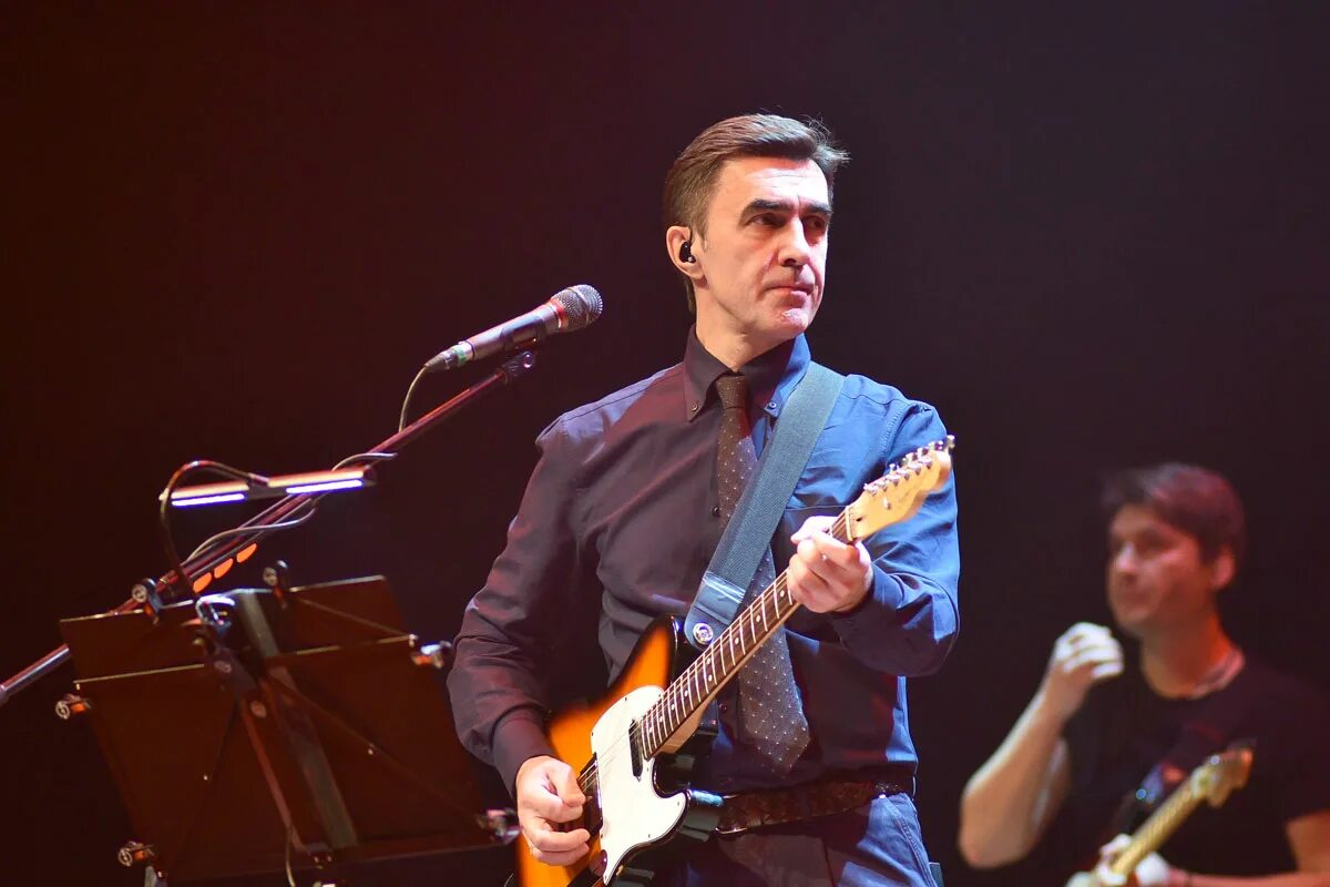 Костя бутусов. Бутусов пермь. Бутусов пермь. Бутусов пермь. Группа nautilus pompilius.