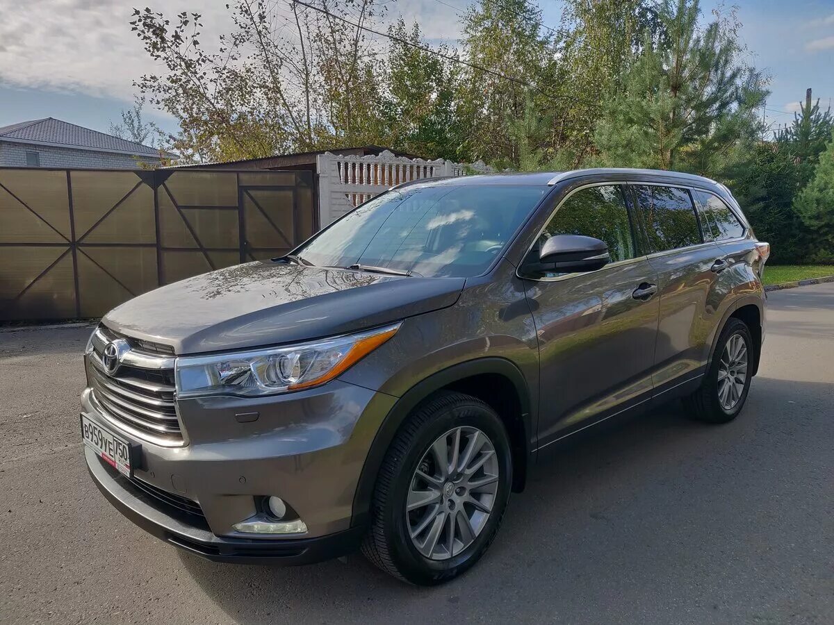 Тойота хайлендер 2014. Toyota highlander 2014. Тойота хайлендер 2. Тойота хайлендер москва. Toyota highlander u40 2012.
