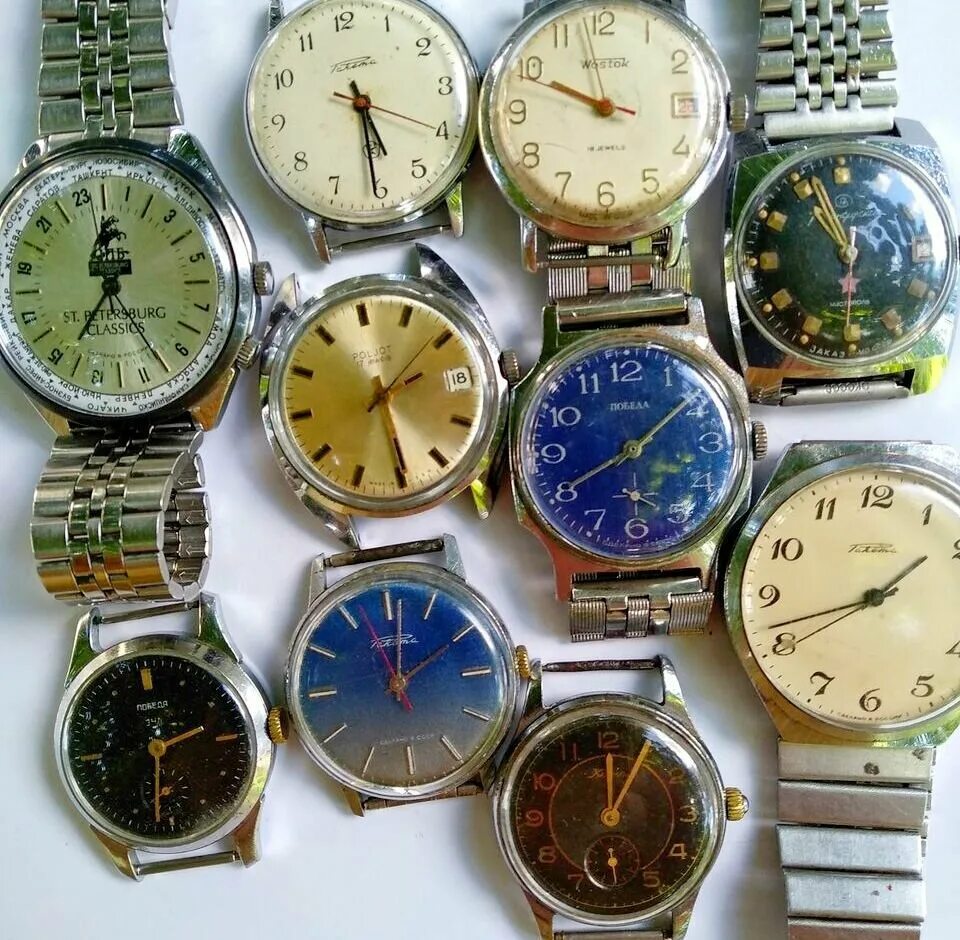 Советские часы марка. Советские наручные часы. Старые советские часы наручные. Механические часы старые. Советские механические часы.