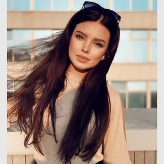 Веронику золотову