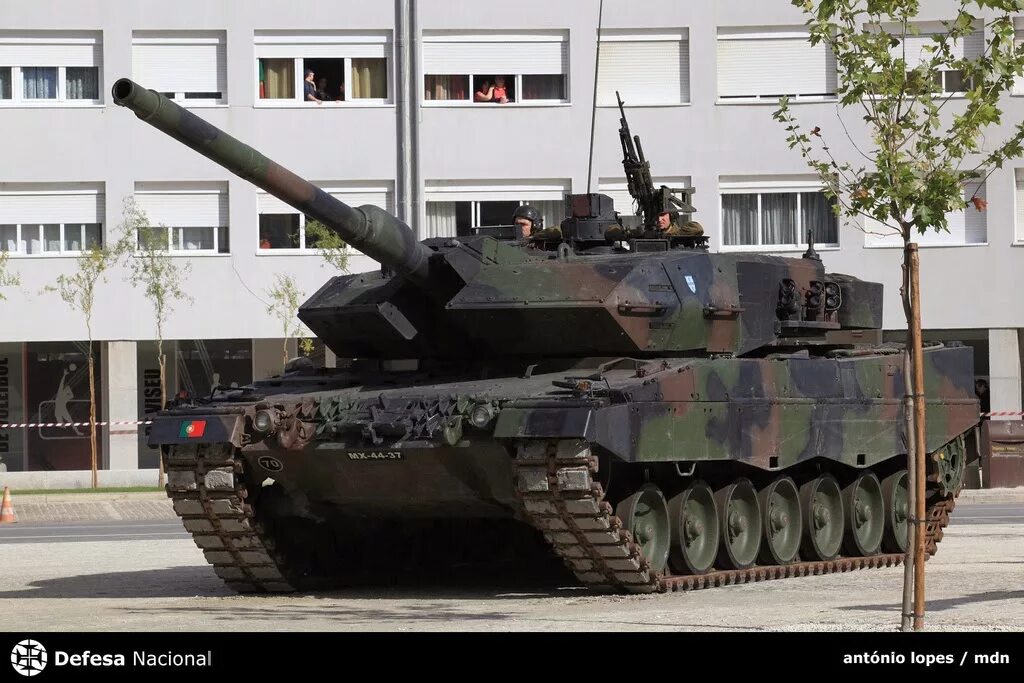 Po 06. Танк леопард 2 на Украине. Танки леопард на Украине. Танк Португалии. Leopard 2 на Украине.