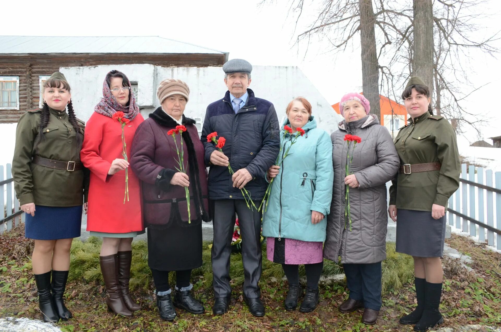 Погода салауши татарстан. Ямурзино Агрызский район. Шаршада Агрызский район. Азево Агрызский район Татарстан. Агрызский район Татарстан деревня Азево.