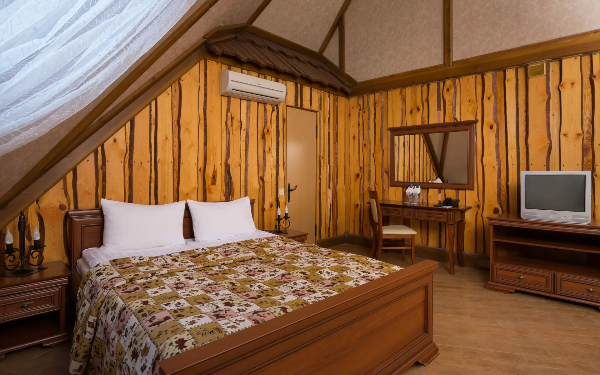 Гостиница с двухэтажными отдельными домиками суздаль. Суздаль, эко-отель «горячие ключи». Гостиница суздаль ул коровники. Мини отель в суздале. Эко отель горячие ключи суздаль.