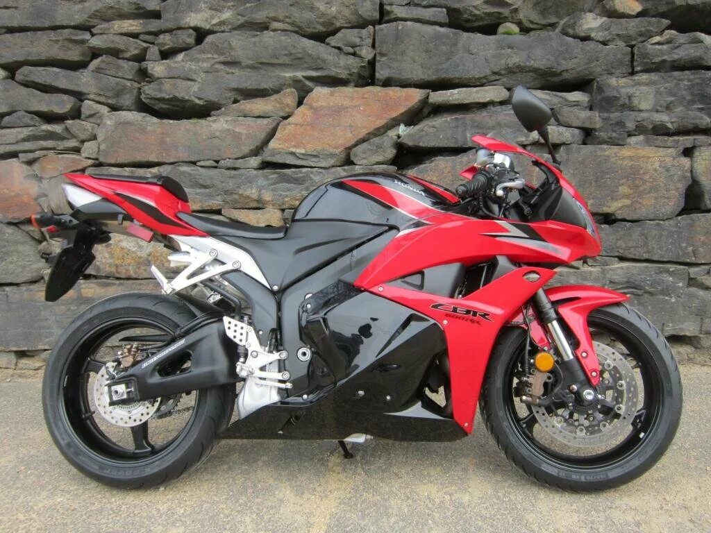 Honda cbr600rr 2009. Хонда CBR 600 RR 2009. Honda CBR 600 2009. Honda 600rr 2009.