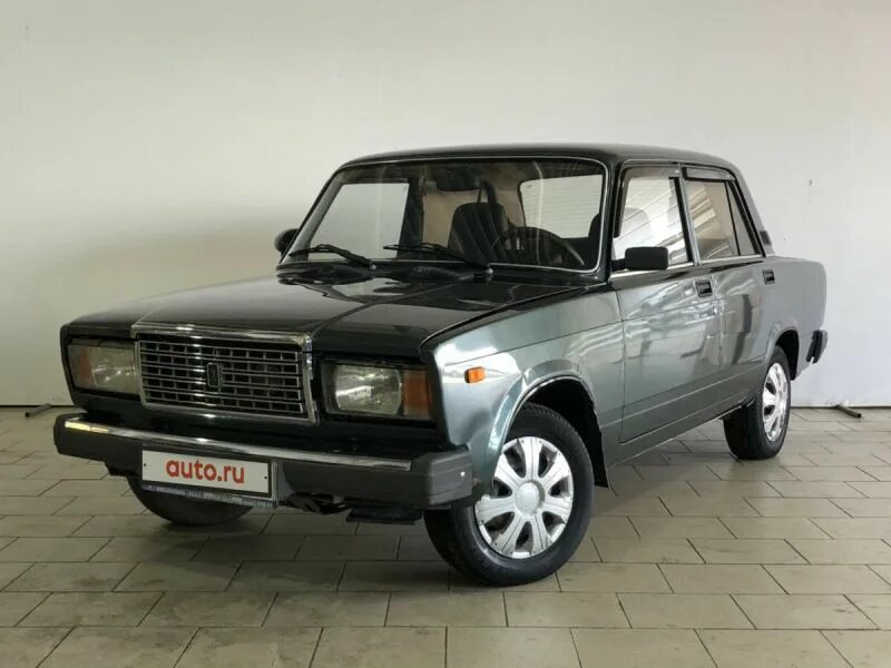 Ваз 2107 новая с завода. Семерка ваз 2107. Ваз 2107 1982. Ваз 2107 жигули новый. Ваз 2107 комби.