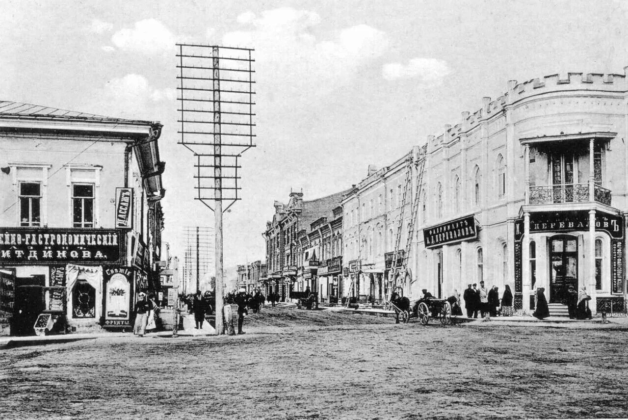 Старый томск фото. Дореволюционный Томск. Томск 19 век. Томск старый город. Старинные фотографии Томска.