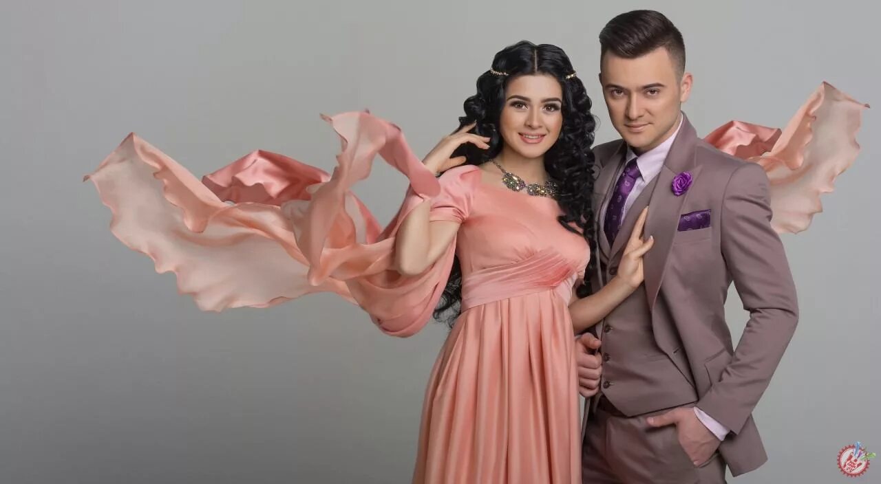 Farxod shirin. Фарход ширин ёкаверасан. Фарход ва ширин йошлик. Фарход ва ширина. Фарход ва ширин.