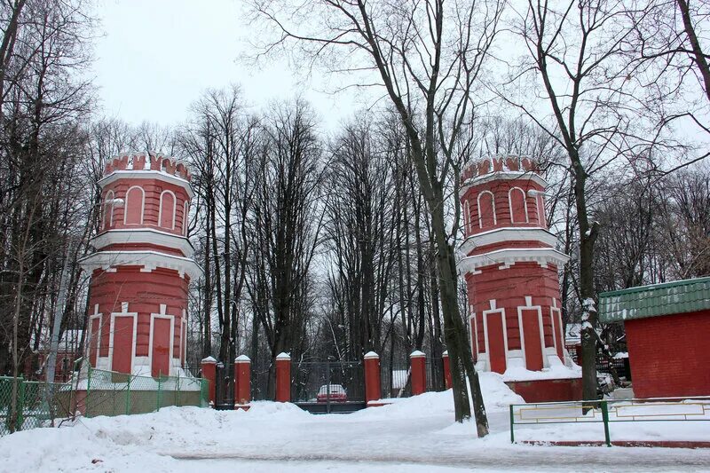 Усадьба михалково коптево. Усадьба михалково головинские пруды. Парк усадьба михалково. Головинские пруды михалковская усадьба. Усадьба михалково коптево.