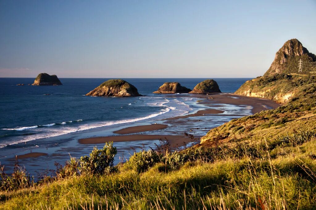 Тасманово море скалы. Тасманово море и тихий океан. Новая Зеландия тасманово море. Берег тасманово море.