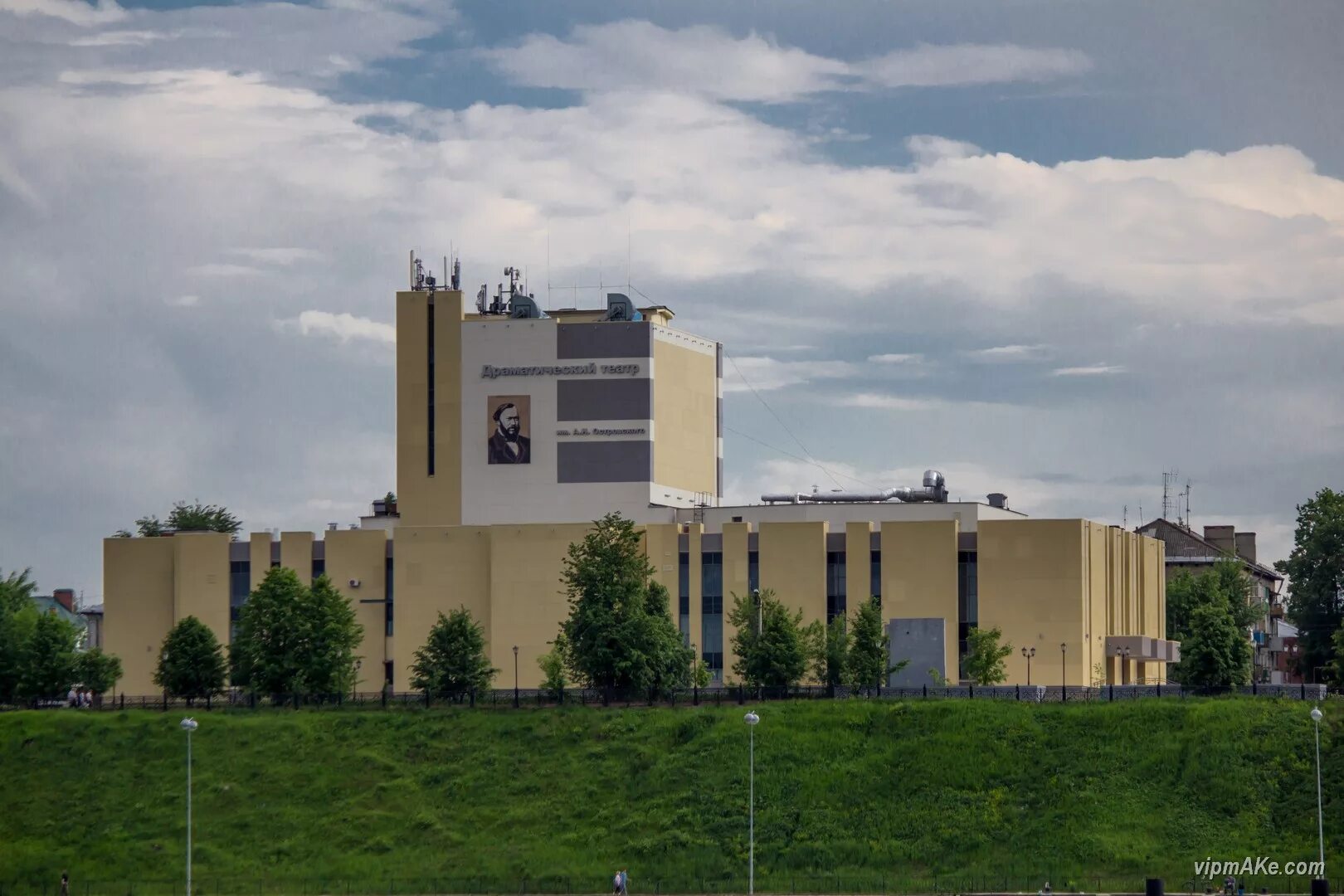 Театр островского кинешма 1896. Н. Кинешемский драматический театр имени а. Кинешемский драматический театр имени островского. Достопримечательности кинешмы театр.