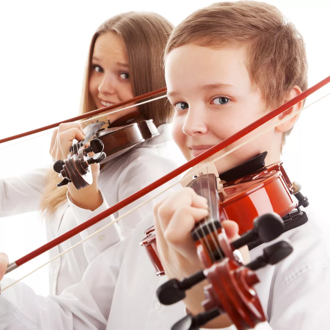 Игра на скрипке. Музыкальные инструменты для детей. Скрипка для детей. Дети играющие на музыкальных инструментах.