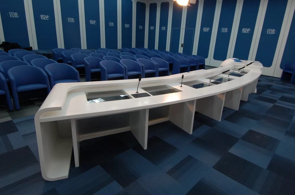 тайная реплика в зал 5 букв. натяжные потолки в зал в стиле арт деко. джампетрино копия тайная вечеря. контемпорари интерьер история возникновения. итальянская мебель в стиле фьюжн.