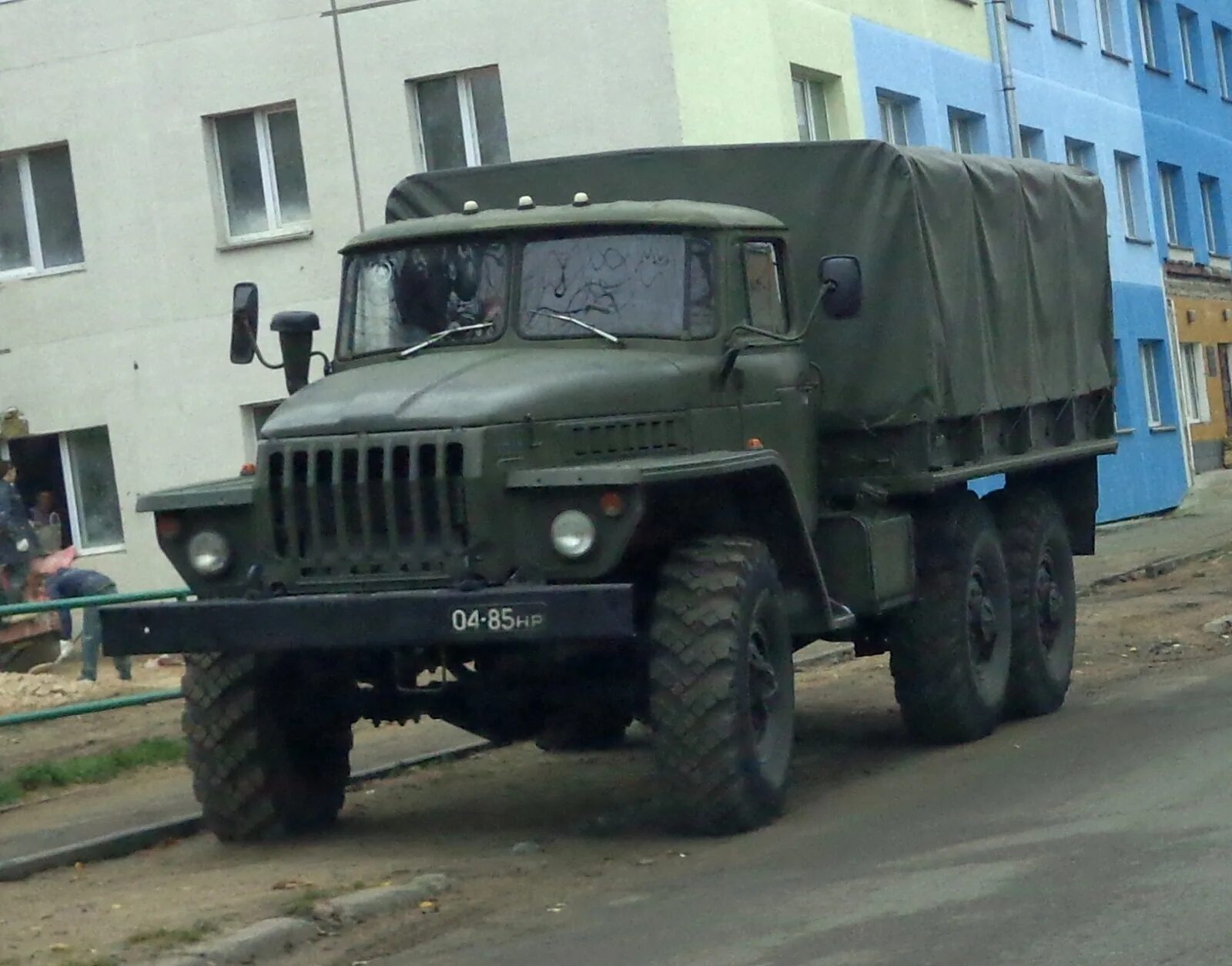 Купить военный урал. Грузовик Урал 4320. Урал бортовой военный. Урал-4320 грузовой военный. Урал 4320 армейский.