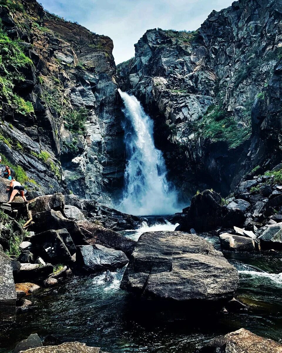 Водопад куркуре горный алтай. Чулышманская долина водопад куркуре. алтай. чулышманская долина. водопад чадан. учар уйгар.