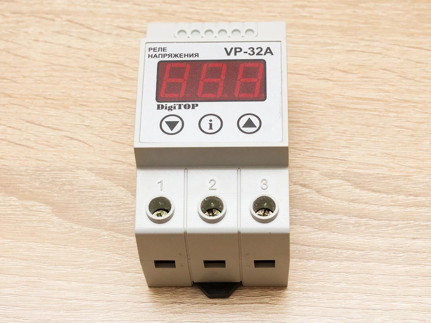 Реле digitop купить. Реле напряжения DIGITOP. DIGITOP VP-32a. Реле напряжения DIGITOP VP-16as. Реле напряжения va-32a DIGITOP.