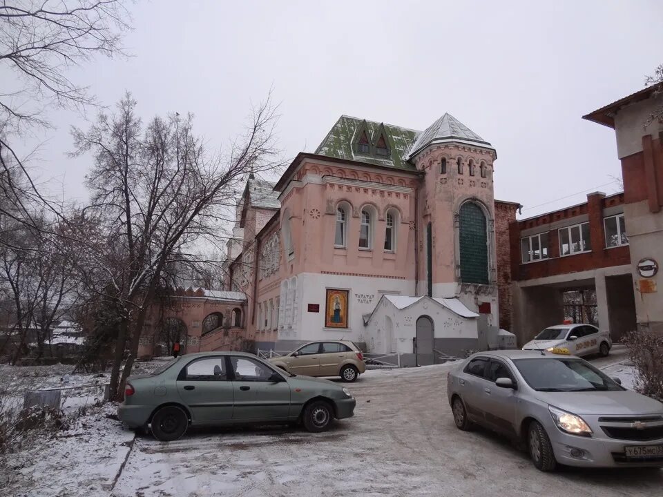 Сайт красный крест смоленск. Красный крест Смоленск. Красный крест Смоленск зимой.