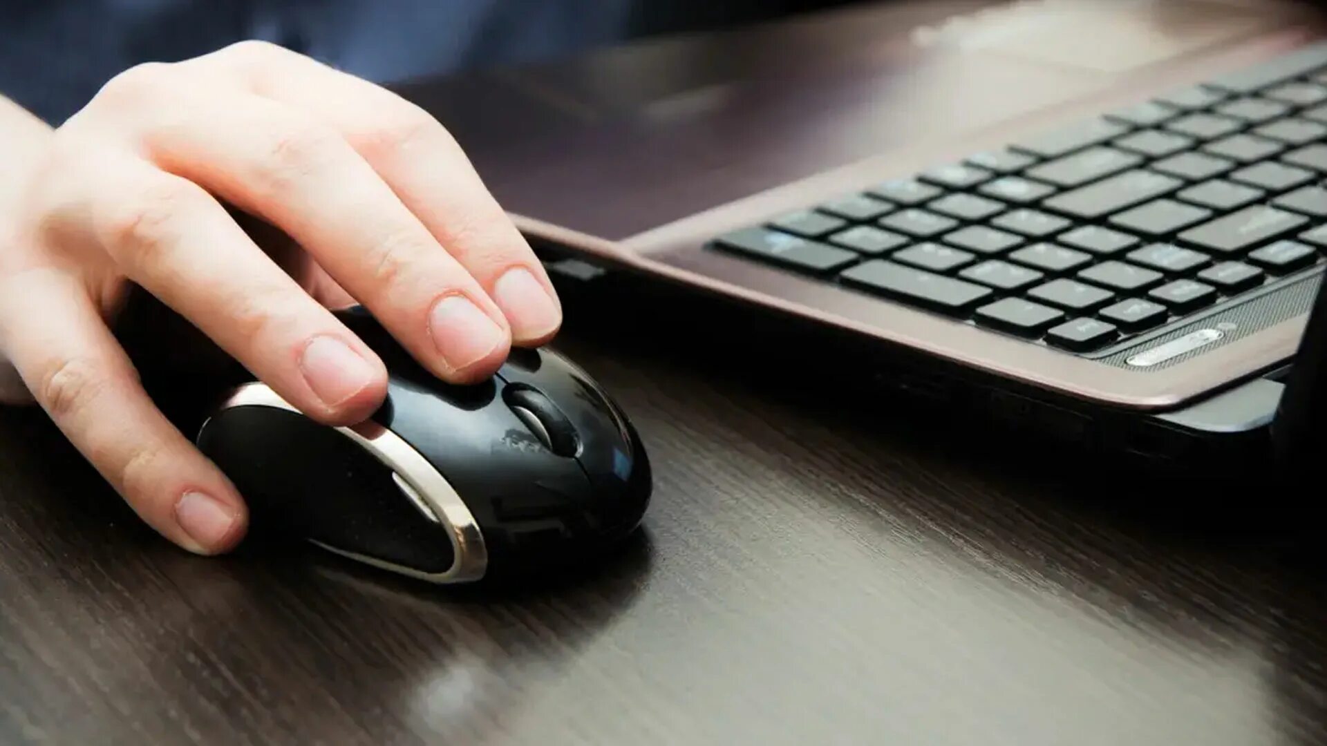 Как удалить драйвер мыши. Не работает мышка на ноутбуке что делать курсор не двигается. Зависла программа на компьютере. Зависает мышка и клавиатура что делать. Зависает мышка и клавиатура что делать.