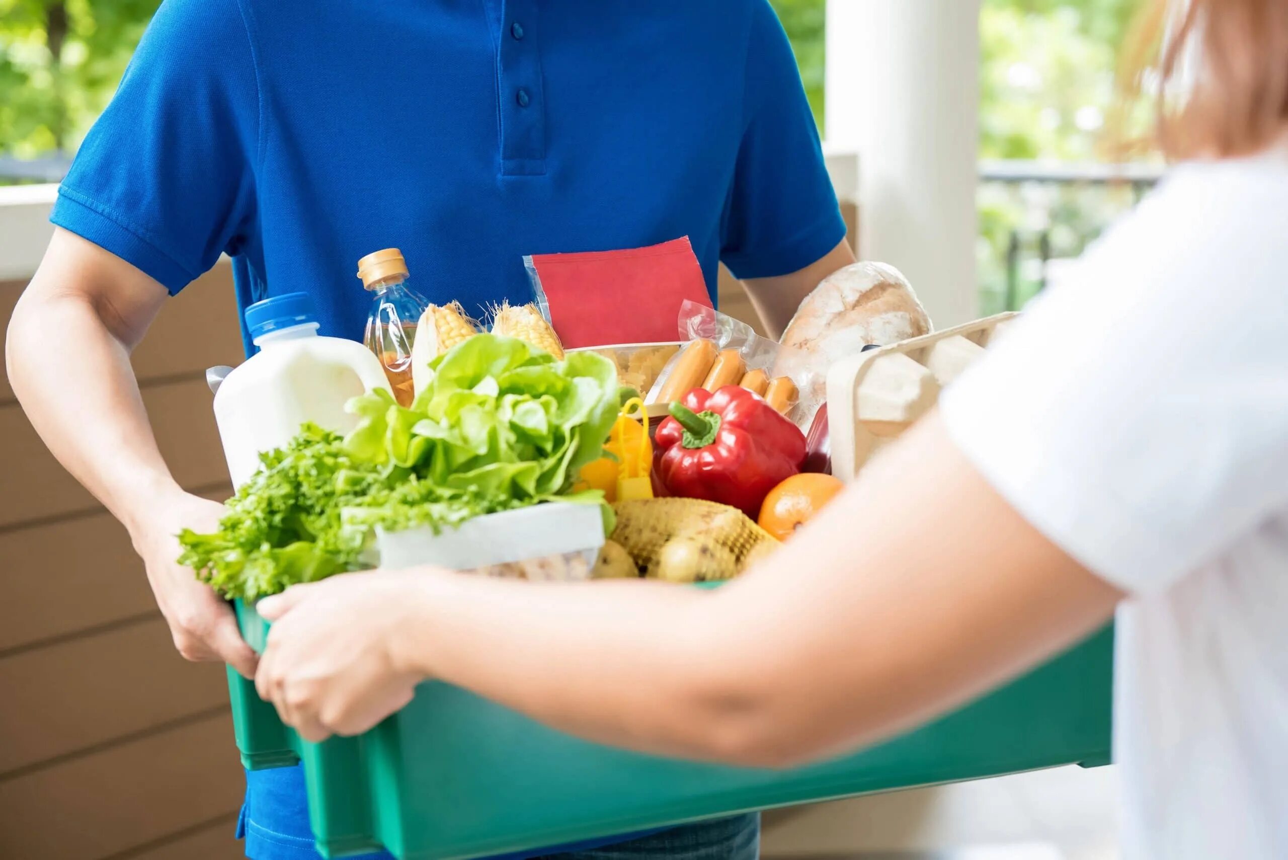 Благотворительность продукты. Продукты для нуждающихся. Оказание помощи продуктами питания. Оказание помощи продуктами питания. Поставка продуктов.