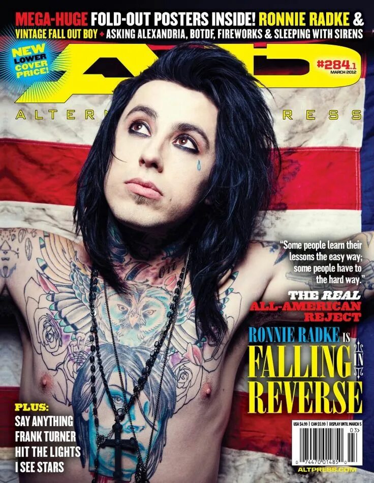 Falling in reverse ronald feat tech. Ronnie radke. ронни радке 2012. ронни радке 2007. falling in reverse ронни радке.