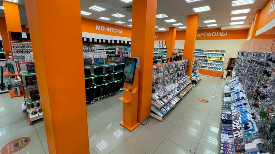 Днс голышманово. Днс тюмень. Тюмень днс смартфоны. Колумб тц днс. Тюмень днс смартфоны.