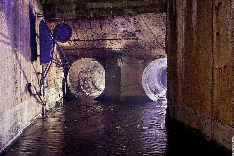 Грунтовые воды московская область. Подземная река Симбирка. Подземные реки Самары. Подземные реки Москвы. Подземные водные объекты.