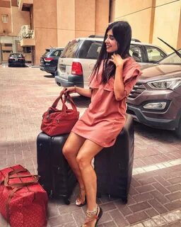 Zeina Makki Feet (38 photos). 
