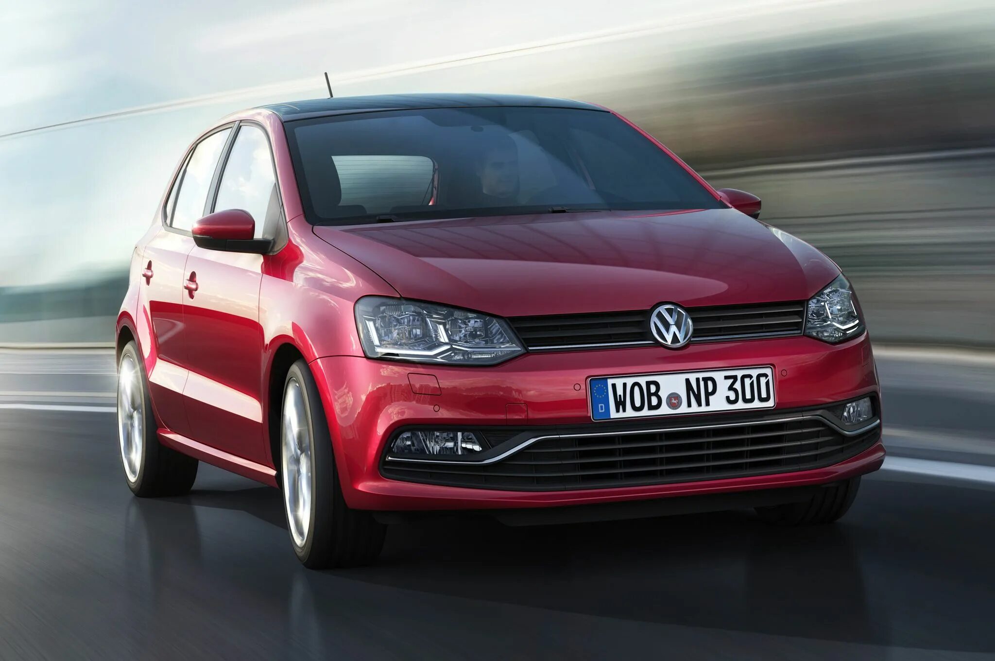 Volkswagen Polo 2014 хэтчбек. Фольксваген поло 2015. Volkswagen Polo 5 поколение. Фольксваген поло красный 2022. Volkswagen описание