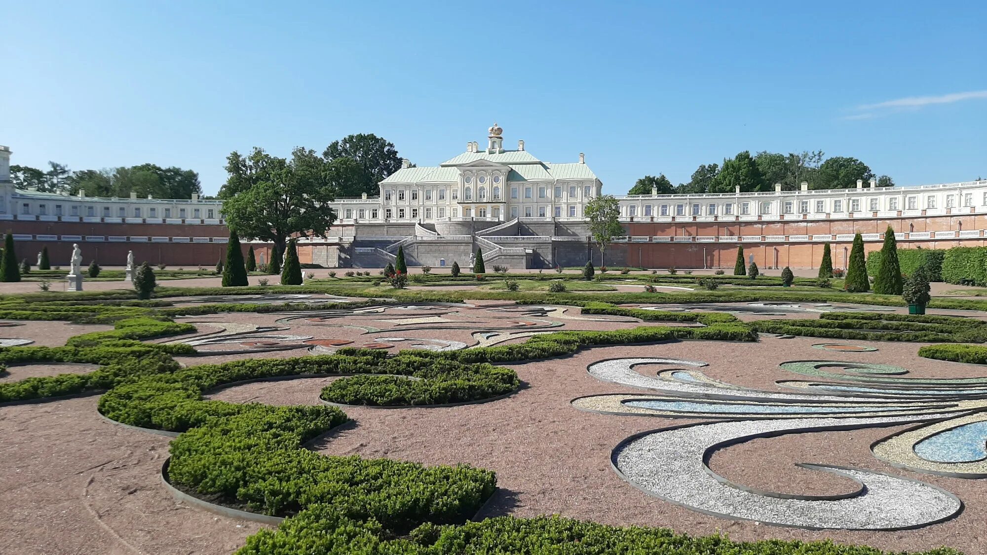 Работа парка в ораниенбауме. Дворец меньшикова в ораниенбауме. Ломоносов парк ораниенбаум. Парк ориенбариум ломоносов. Работа парка в ораниенбауме.