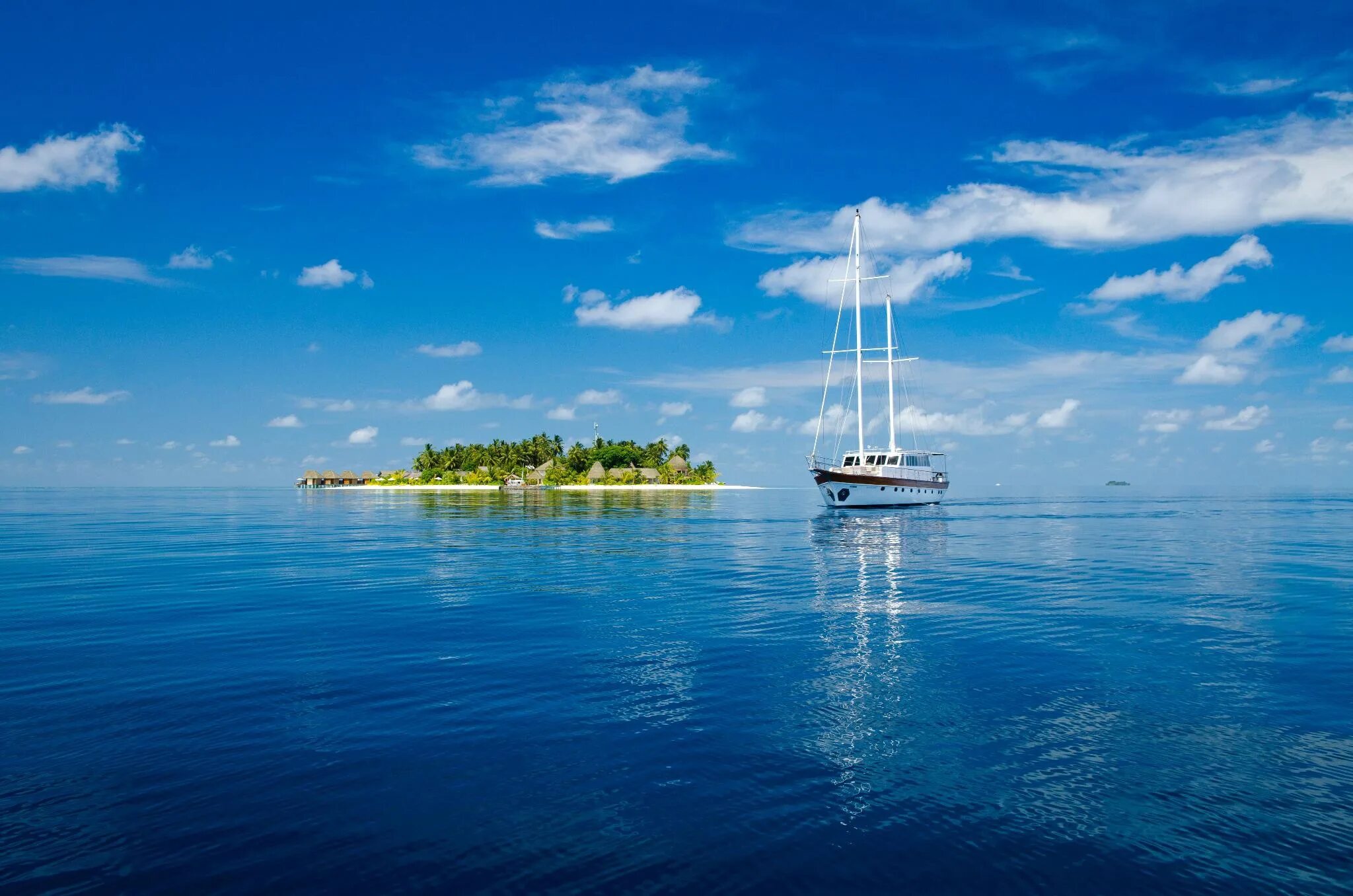 Корабль фэнтези. Тортуга остров в карибском море. Ораньестад остров корабль. Пиратский корабль. Ораньестад остров.