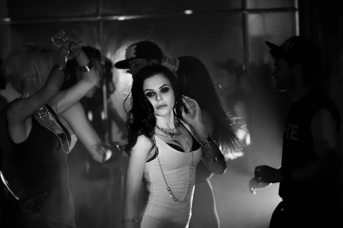 Игрушки электронные волчки инфинити надо. Инфинити нон стоп. Инфинити нон стоп. Группа инфинити 2022. Инфинити нон стоп.