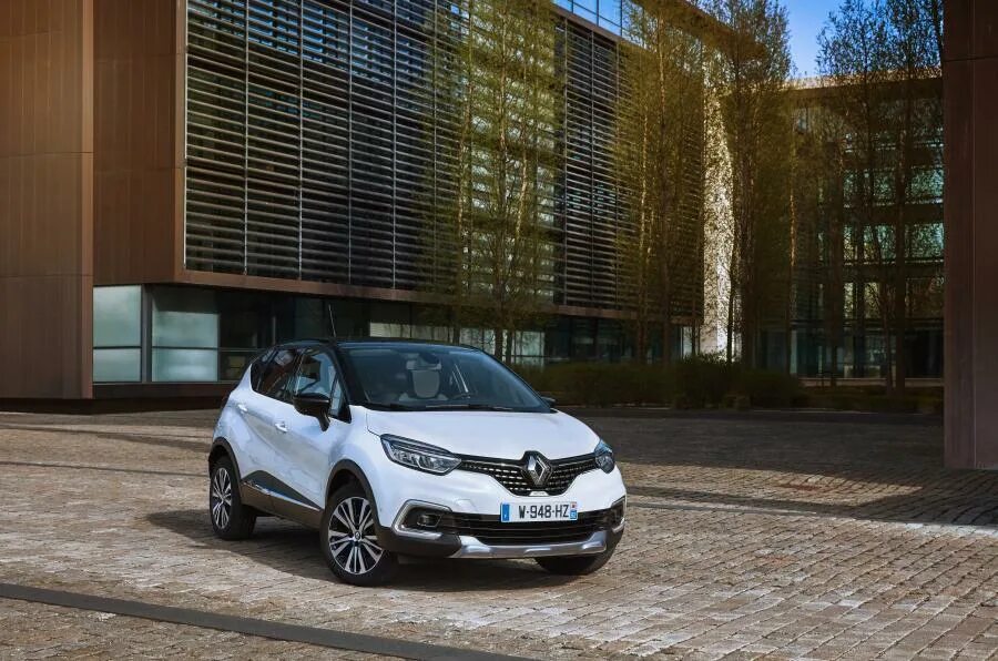 Renault geared to Captur(e) SA's crossover market Life