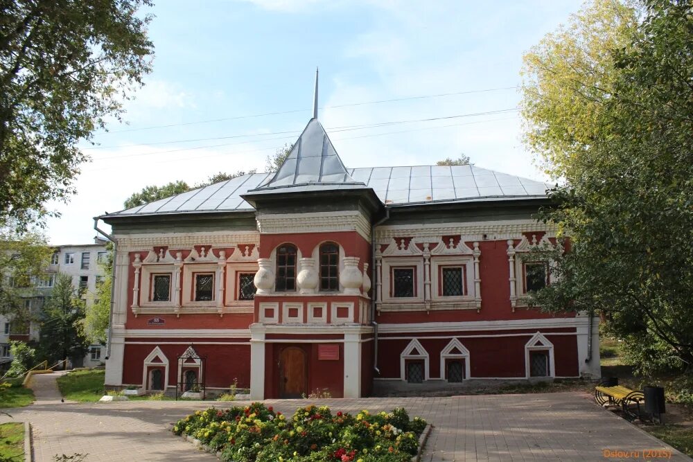 Калужское дома. Купцов Коробовых Калуга. Палаты Коробовых Калуга старое. Палаты Купцов Коробовых. Калуга дом музей купца.