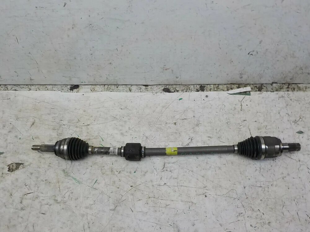 Hyundai solaris привод. Привод правый хендай солярис. 495011r000. привод правый солярис 1.6 передний. правый шрус хендай солярис.