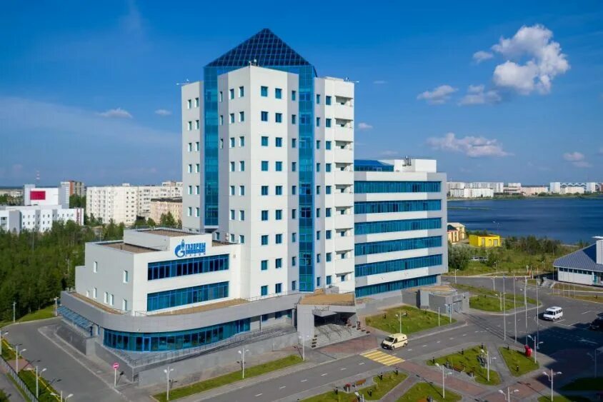 Надым здание Газпрома. Офис салехард