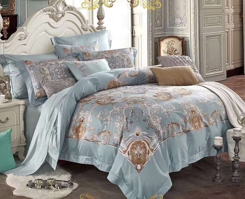 Элитный текстиль. Постельное белье в стиле Гермес. Элитный текстиль для дома. Нежно голубое постельное белье.