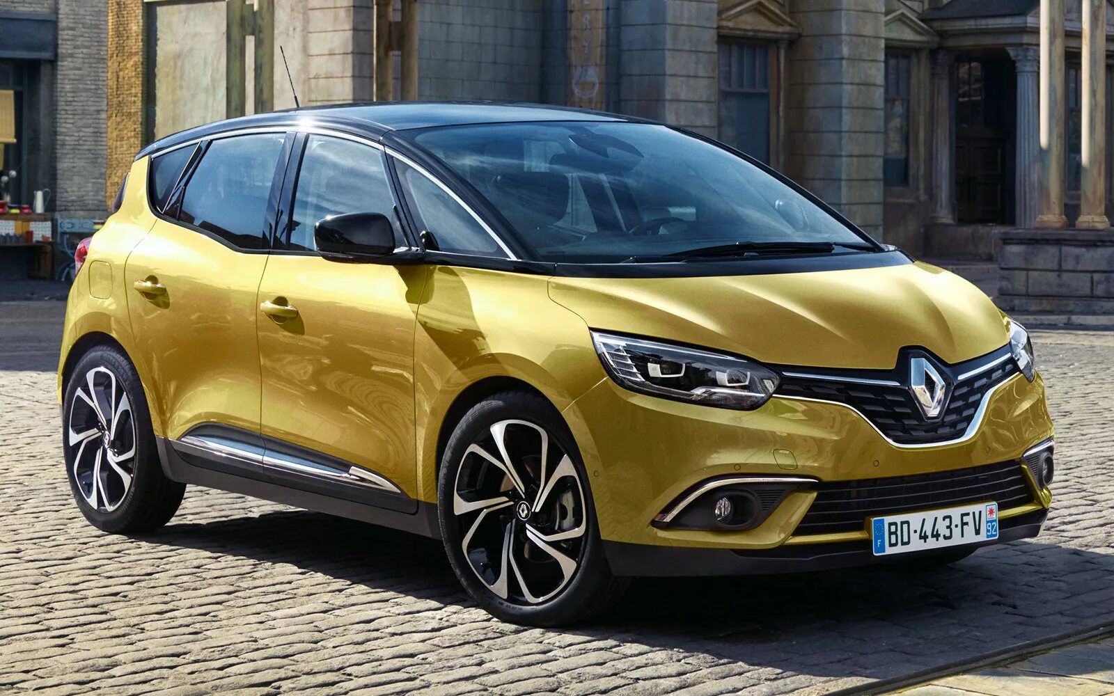 Renault scenic e. Renault Scenic 4. Рено Сценик 4 поколения. Рено Сценик 2017. Рено Сценик 2016.