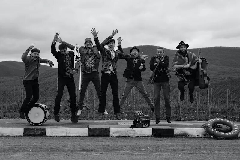 включи клипы волга волга. волга-волга 1938. включи клипы волга волга. кадры из фильма волга волга. включи клипы волга волга.