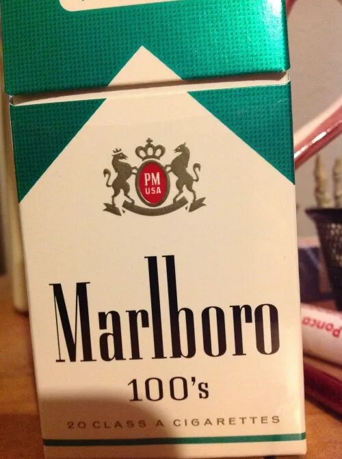 Сигареты Marlboro Green. Сигареты Мальборо зеленые. Табак Мальборо зеленый. Мальборо с ментолом 2022.