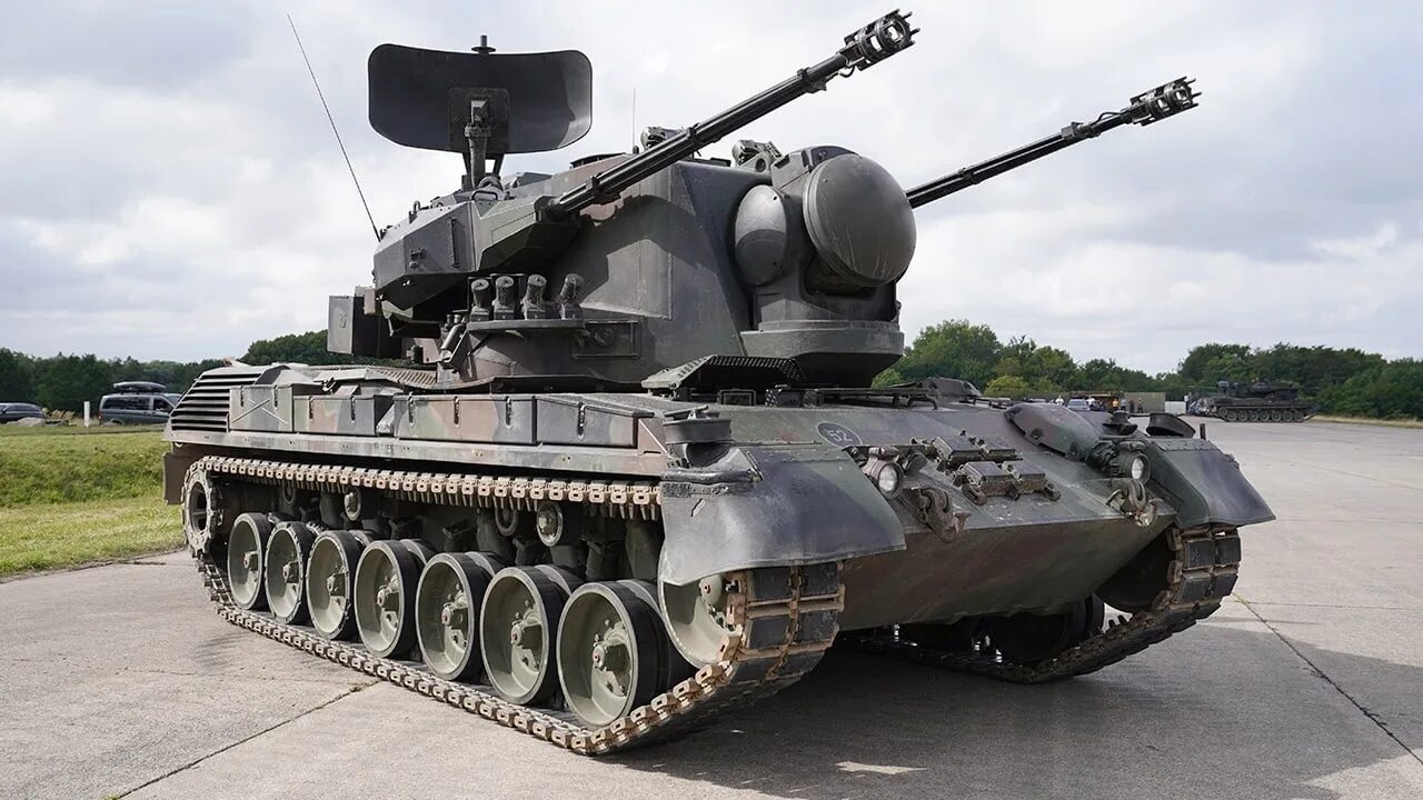 Танк гепард. ЗСУ Gepard 1a2. ЗСУ гепард Германия. Немецкая ЗСУ гепард. ЗСУ гепард 1а2.