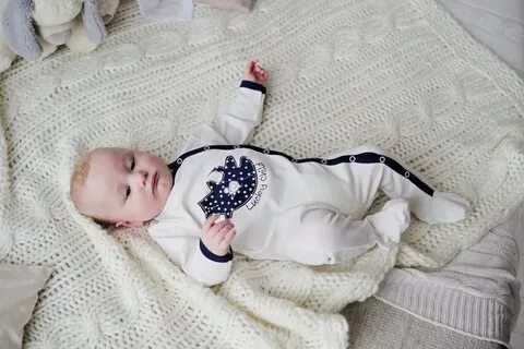 1 месяц одежда