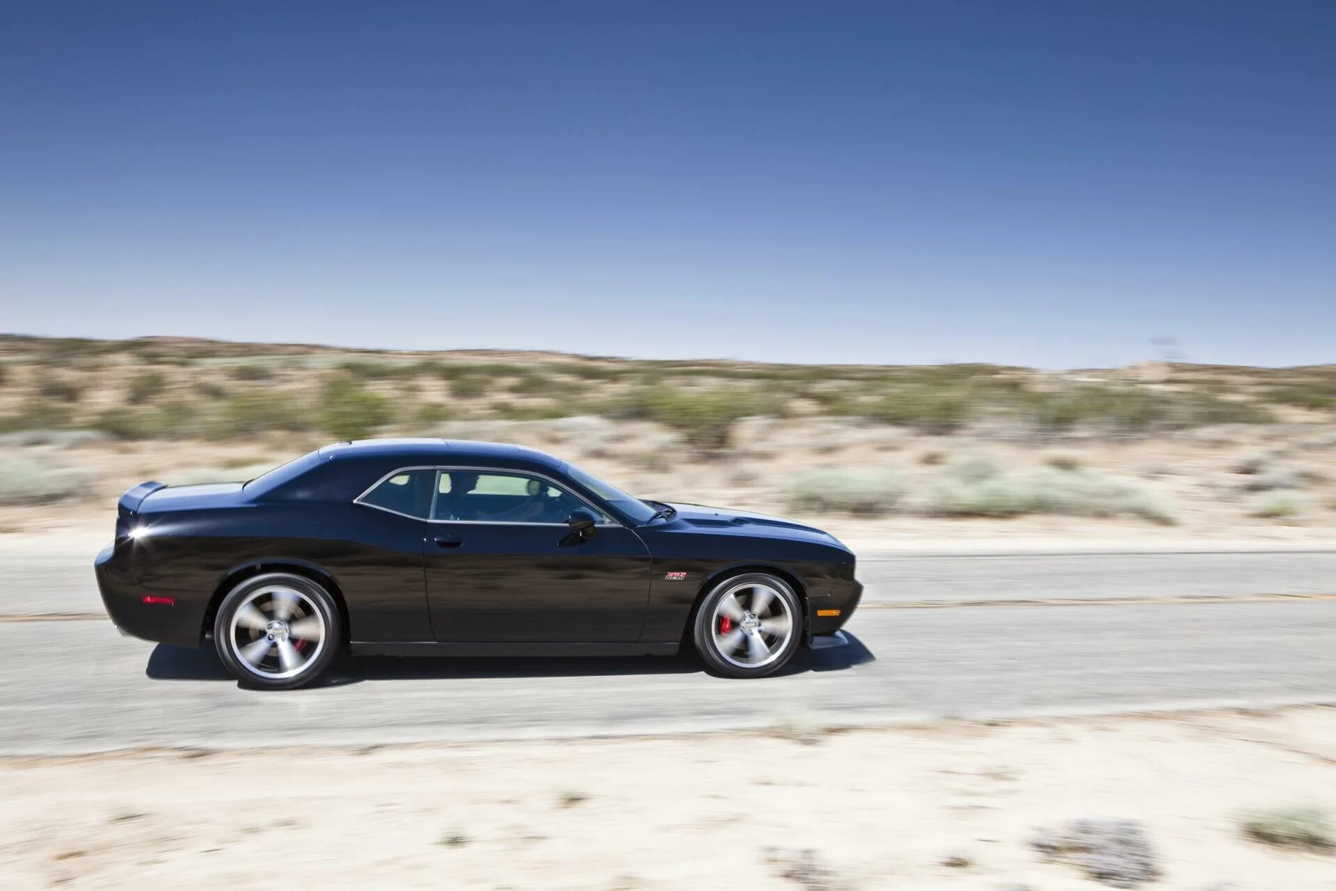 Додж челленджер 2012. Dodge challenger srt8 392. Dodge challenger 2012. Dodge challenger srt8 392. Dodge challenger 2012.