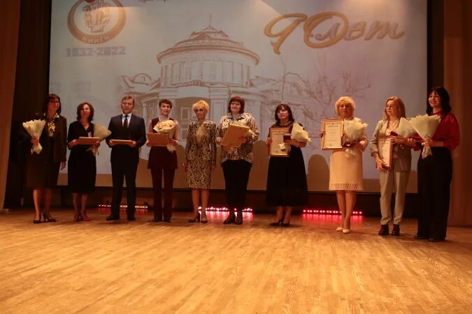 нии гуманитарных наук саранск здание. нии гуманитарных наук при правительстве республики. нии гуманитарных наук при правительстве республики. институт гуманитарных наук при правительстве республики мордовия. нии гуманитарных наук саранск здание.