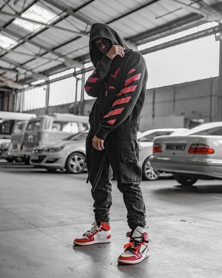 Гоша рубчинский адидас модель. Гоша рубчинский 2021. Топовый шмот. Шмот. Гурда зелейница рейд шмот.