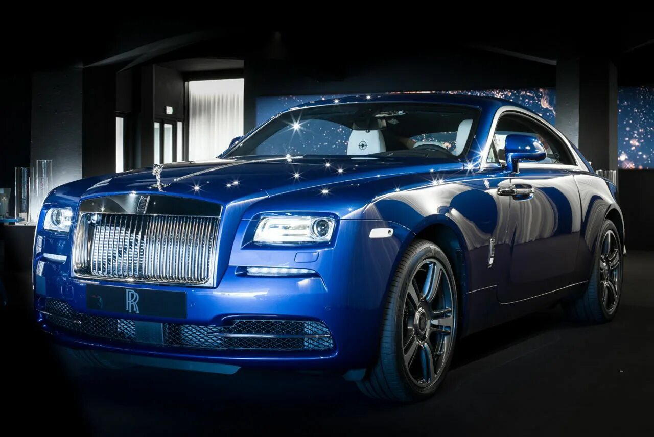 Роллс телефон. Роллс Ройс. Rolls Royce Wraith Limited Edition. Rolls Royce 2022. Rolls Royce Wraith 2022.