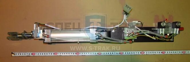 привод открывания дверей паз 3204. механизм открывания дверей паз. цилиндр подножки паз 32053. клавиша 77. пневмосистема дверей паз 32053.