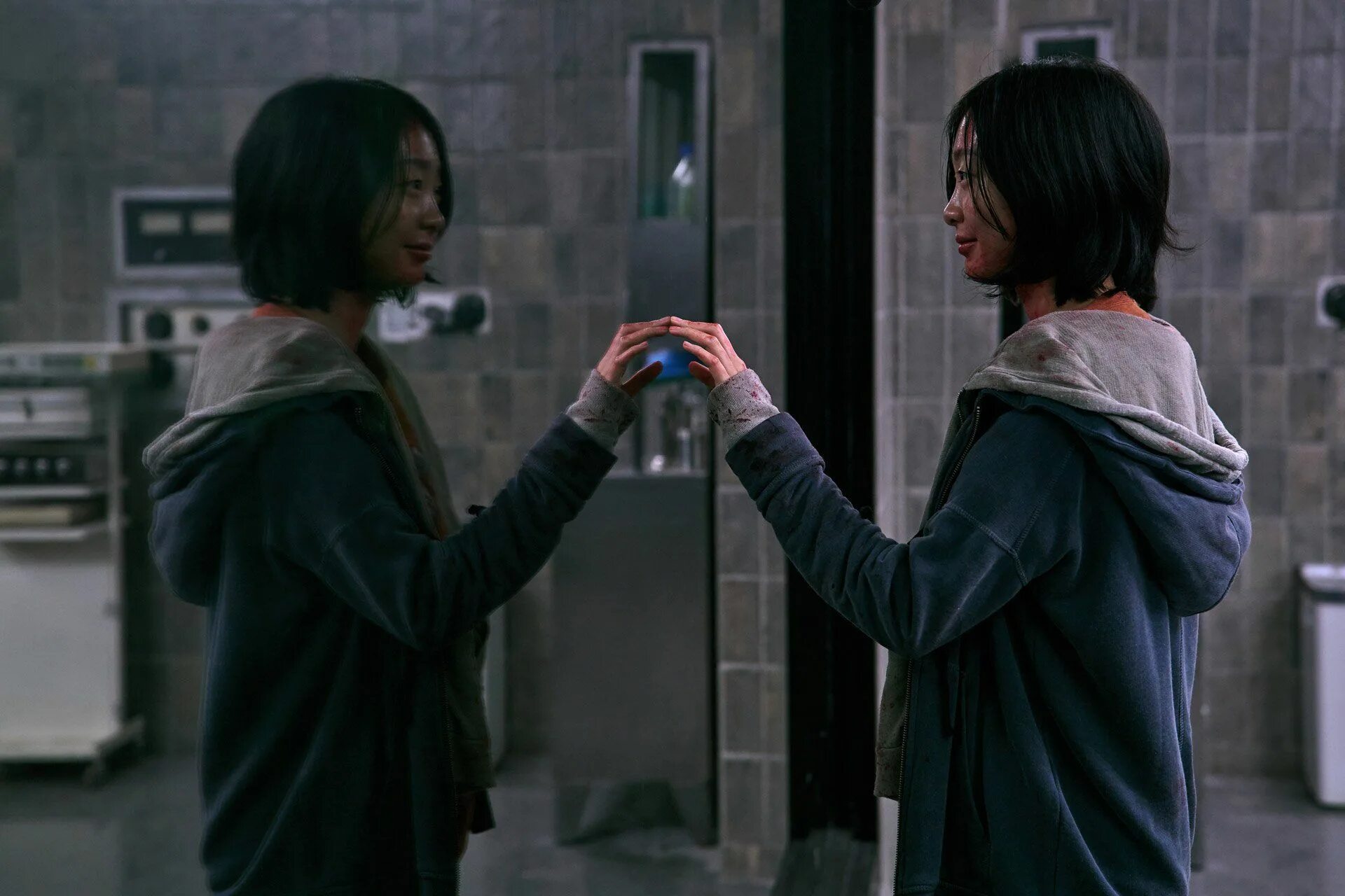 2018 корейский. Фильм ведьма 2018 корея. ведьма / the witch: part 1. the subversion / manyeo (2018). дорама ведьма ким да ми.