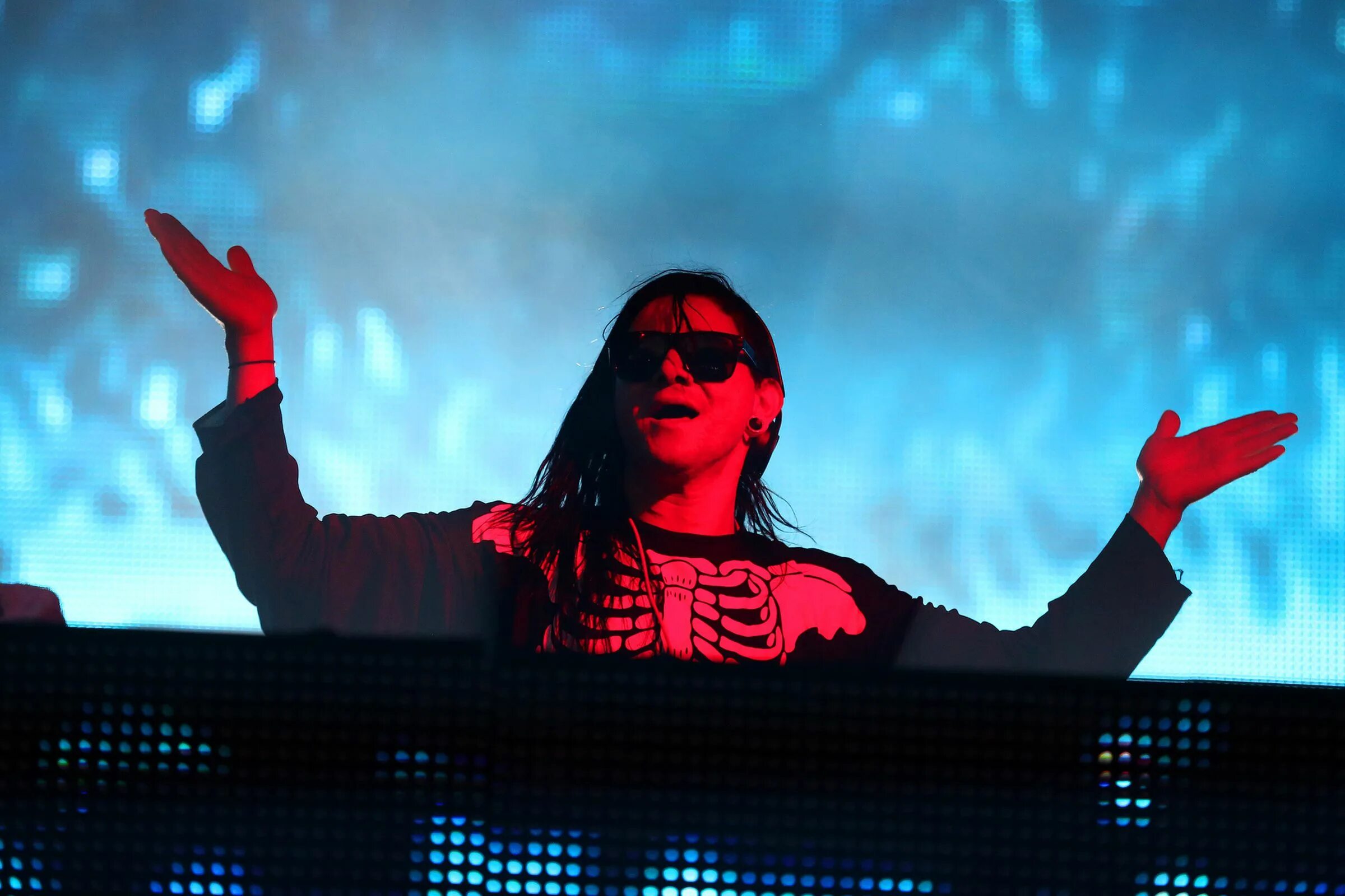 Skrillex 2022. Skrillex 2000. Skrillex 2011. Skrillex Грэмми. Скриллекс песни