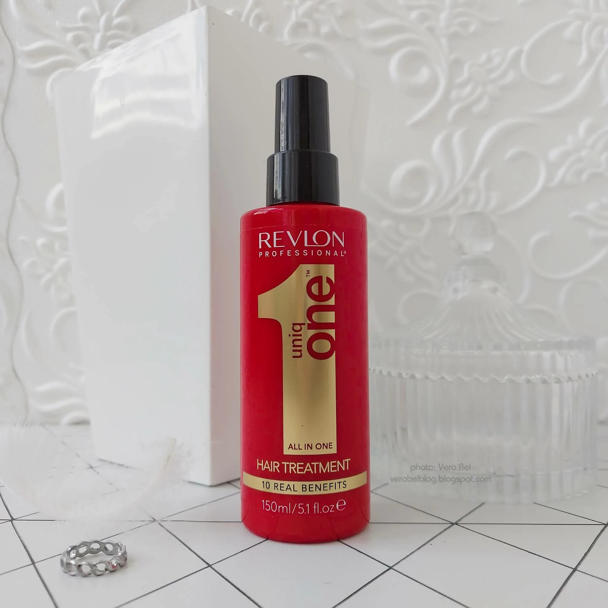 Несмываемая маска спрей. Revlon Uniq one маска спрей. Ревлон для волос спрей красный. Ревлон профессионал спрей для волос. Ревлон 1 для волос спрей.