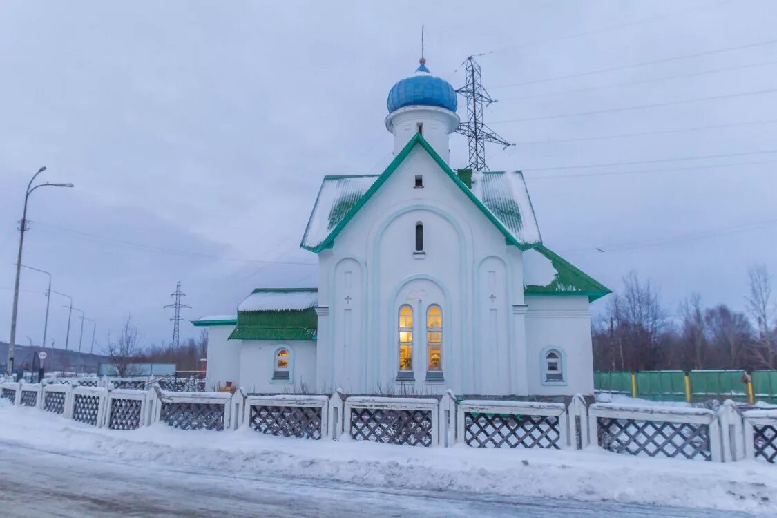 Церковь Варлаама Керетского. Церковь Варлаама Керетского кола. Церкви кола Мурманская область. Храм в Коле Мурманской области.