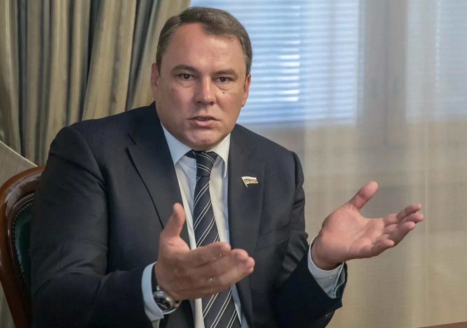 Внук льва толстого в госдуме фото Заседание Молодежного парламента при Государственной Думе
